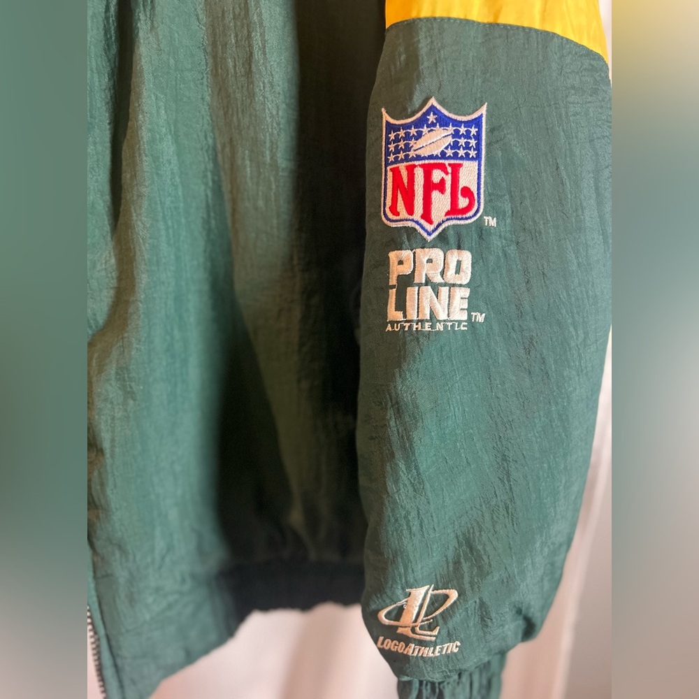 Vintage NFL Pro Line Green Bay Packers Jacket - Picture 7 of 14